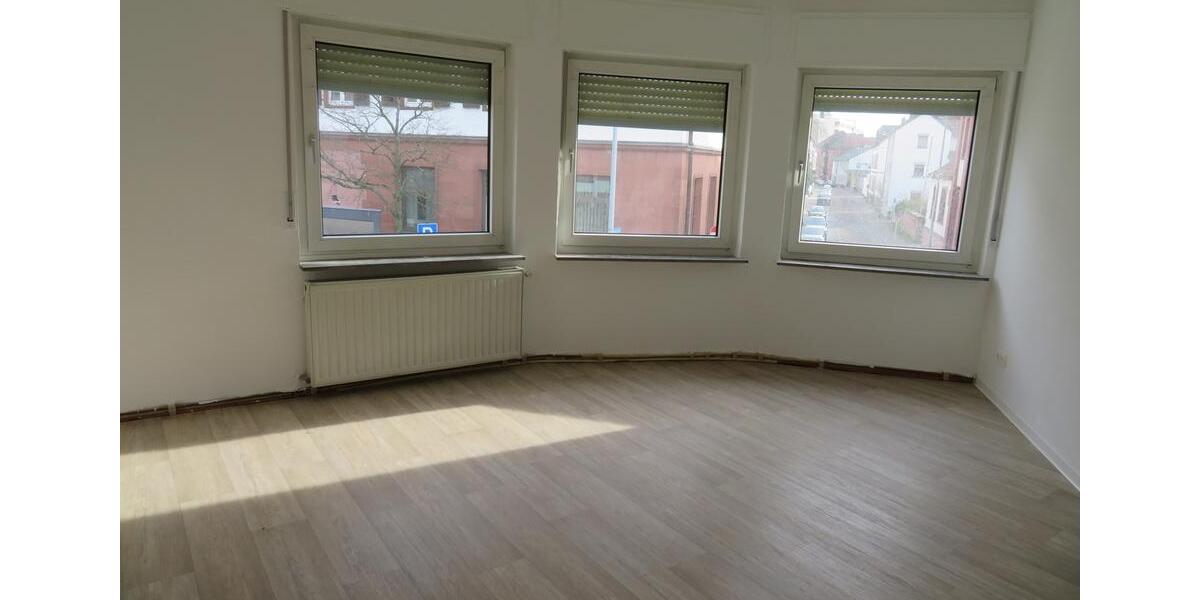 Etagenwohnung Zweibrücken - 3 Zimmer, 73 m&sup2;, 550&euro; | Angebot:25975130