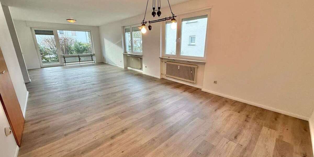 Etagenwohnung Homburg - 5 Zimmer, 140 m&sup2;, 1.650&euro; | Angebot:24489716