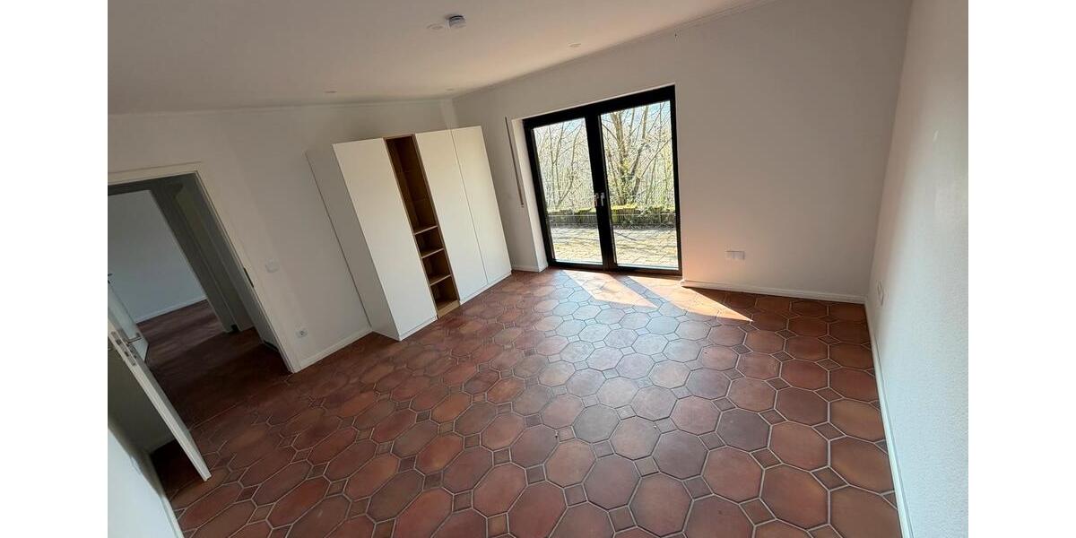 Einfamilienhaus Kusel - 10 Zimmer, 182 m&sup2;, 320.000&euro; | Angebot:26183932