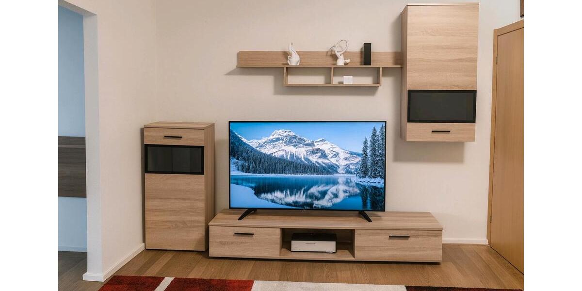 Etagenwohnung Pfeffelbach - 3 Zimmer, 150 m&sup2;, 900&euro; | Angebot:26581951