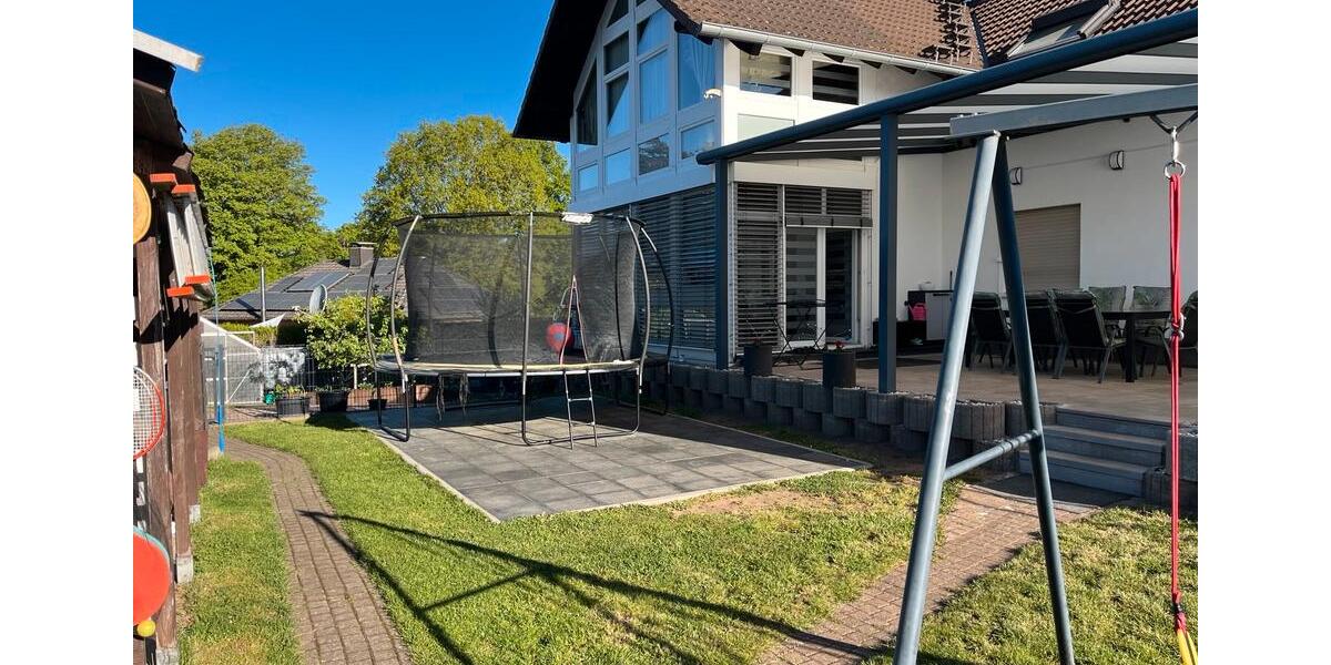 Einfamilienhaus Waldmohr - 7 Zimmer, 360 m&sup2;, 500.000&euro; | Angebot:26392750