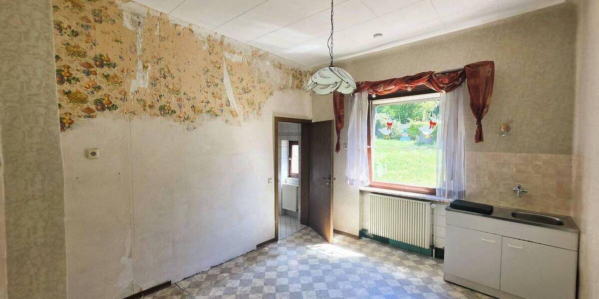 Mehrfamilienhaus, Wohnhaus Quierschied Fischbach - 1 Zimmer, 187 m&sup2;, 135.000&euro; | Angebot:25663883