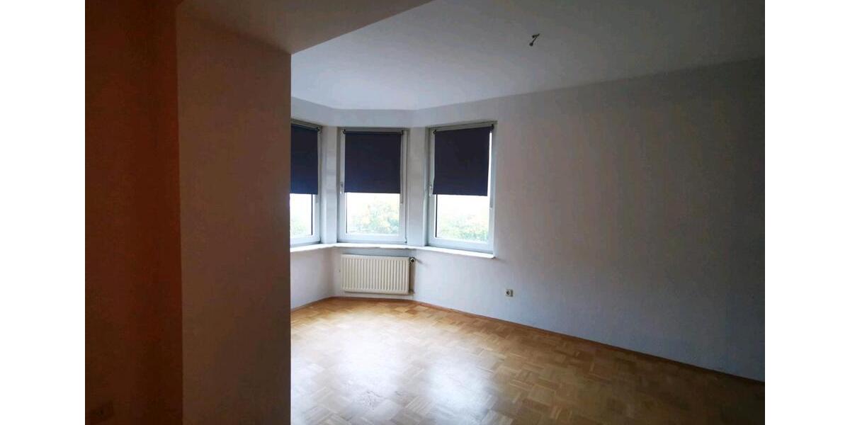 Etagenwohnung Saarbrücken Eschberg - 4 Zimmer, 100 m&sup2;, 900&euro; | Angebot:25177222