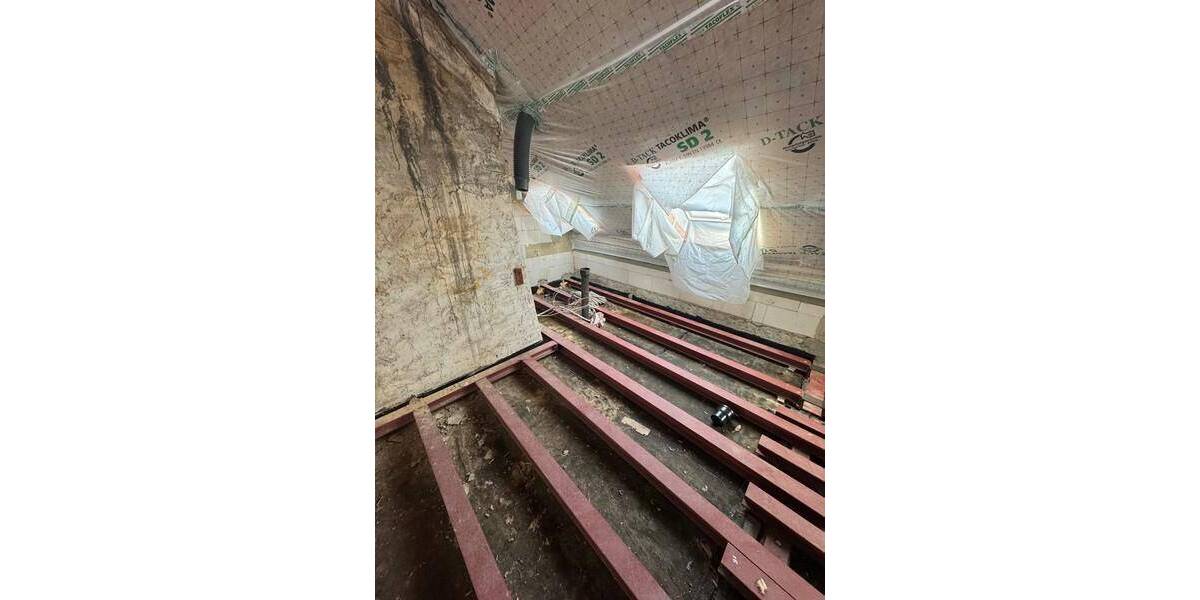 Etagenwohnung Saarbrücken Malstatt - 3 Zimmer, 87 m&sup2;, 99.990&euro; | Angebot:25684708