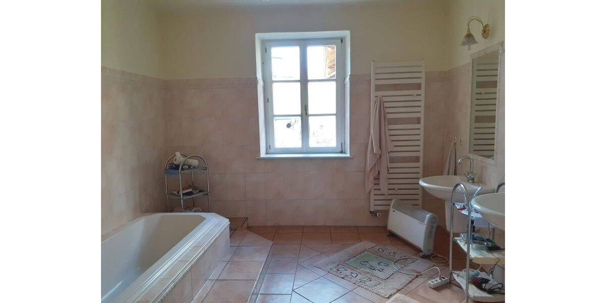 Mehrfamilienhaus, Wohnhaus Blieskastel Brenschelbach - 6 Zimmer, 160 m&sup2;, 245.000&euro; | Angebot:26595832
