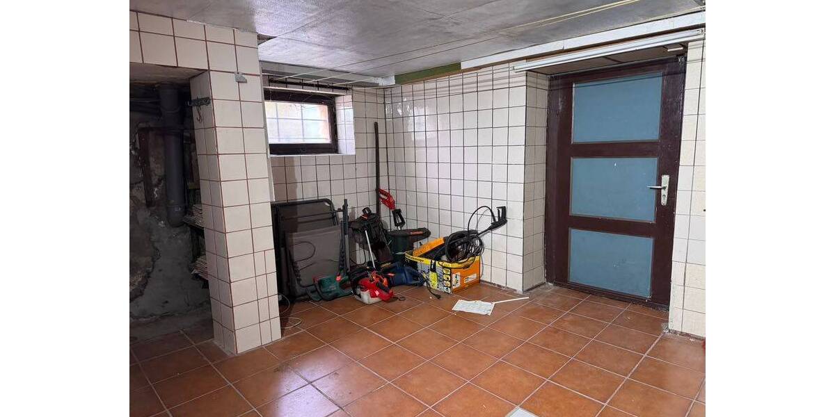 Mehrfamilienhaus, Wohnhaus Saarbrücken Scheidt - 9 Zimmer, 189 m&sup2;, 259.000&euro; | Angebot:26657625