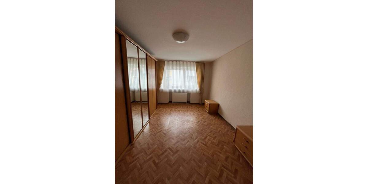 Einfamilienhaus Vinningen - 8 Zimmer, 155 m&sup2;, 195.000&euro; | Angebot:25691426