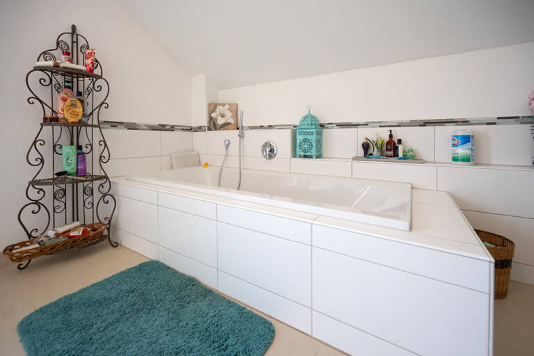 Einfamilienhaus Reichenbach-Steegen Reichenbach - 7 Zimmer, 242 m&sup2;, 559.000&euro; | Angebot:25690706