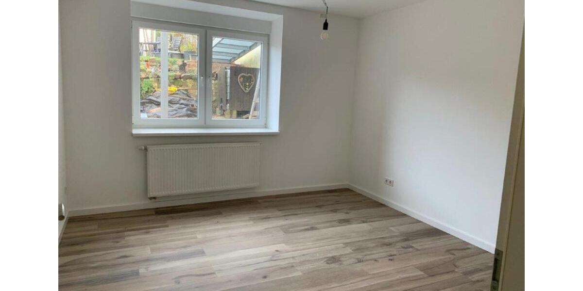 Erdgeschoßwohnung Sankt Ingbert - 3.5 Zimmer, 103 m&sup2;, 825&euro; | Angebot:25942085