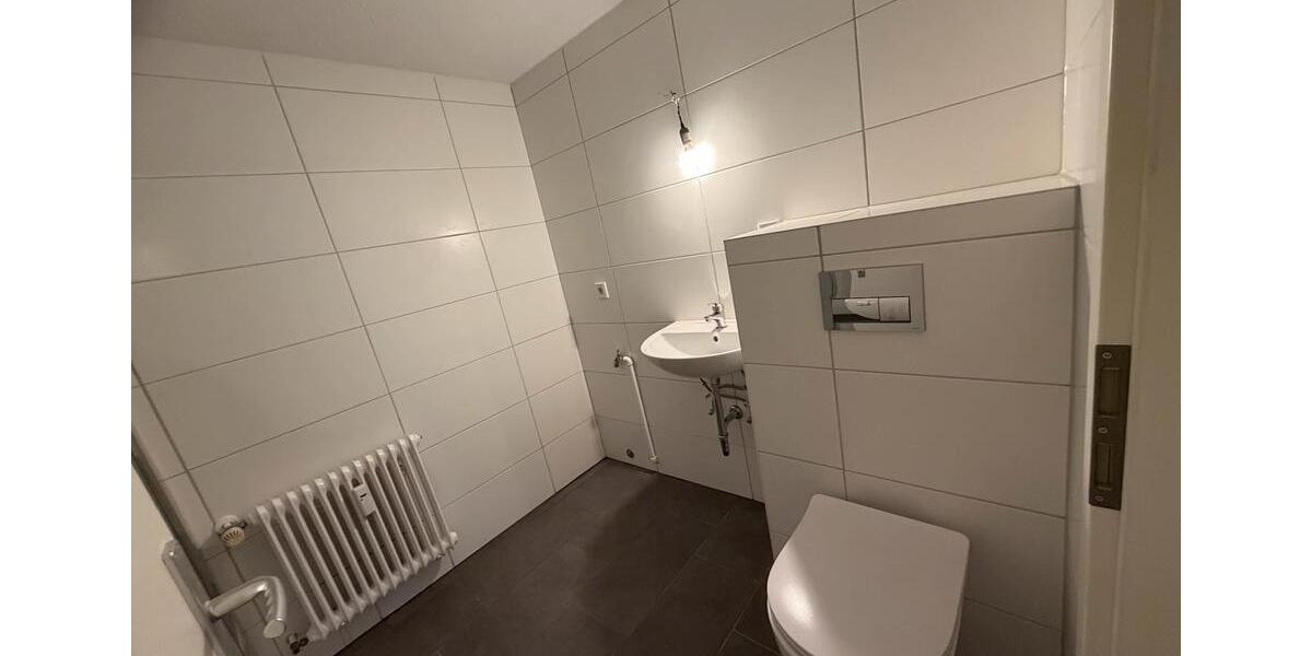 Etagenwohnung Saarbrücken Eschberg - 3 Zimmer, 73 m&sup2;, 693&euro; | Angebot:25355238