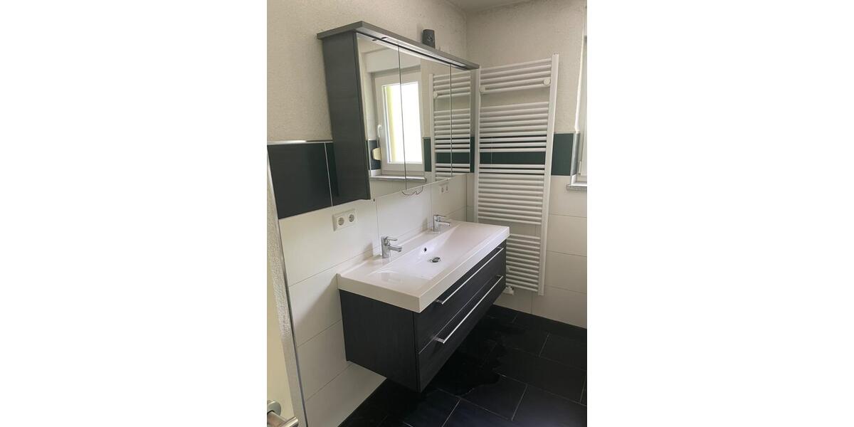 Etagenwohnung Battweiler - 3 Zimmer, 83 m&sup2;, 750&euro; | Angebot:26002926