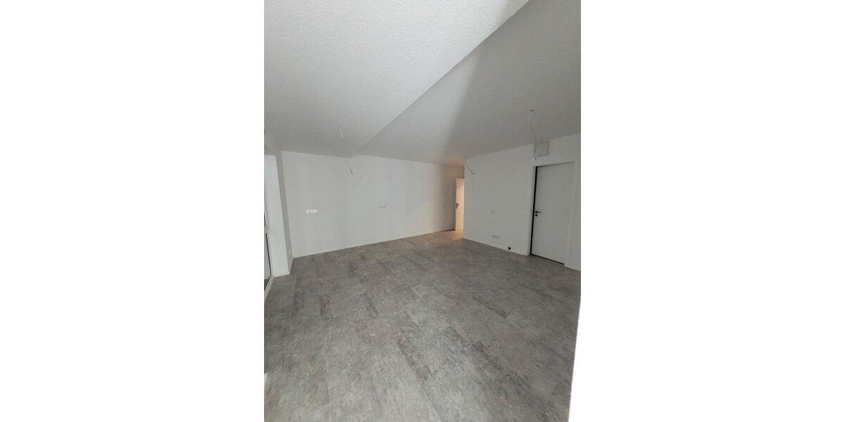 Etagenwohnung Sankt Wendel - 4.5 Zimmer, 103 m&sup2;, 1.370&euro; | Angebot:26145295