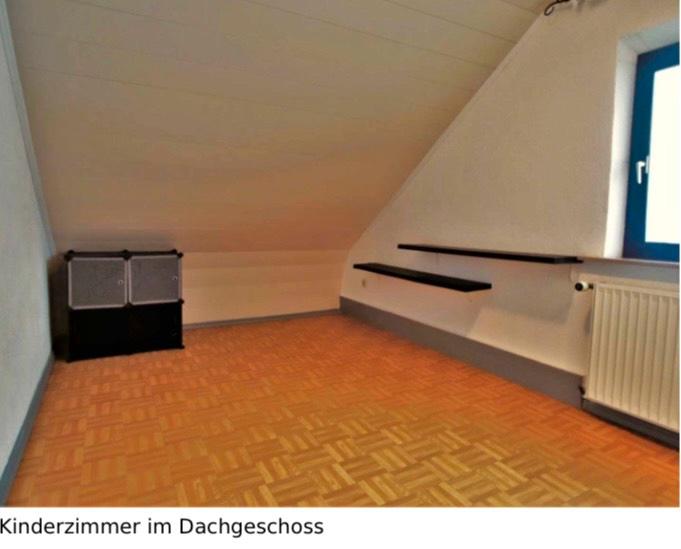 Dachgeschoßwohnung Spiesen-Elversberg Elversberg - 3 Zimmer, 60 m&sup2;, 900&euro; | Angebot:25238487