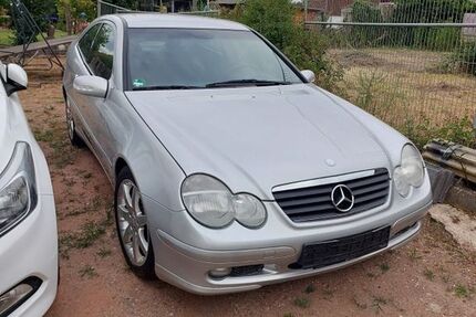 Mercedes-Benz CL 200 259.700 km 2.100 &euro; Ramstein-Miesenbacher 66877