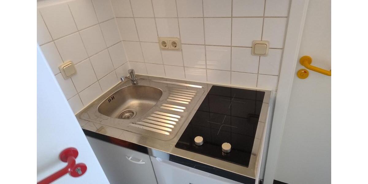 Dachgeschoßwohnung Saarbrücken Kieselhumes - 1 Zimmer, 22 m&sup2;, 484&euro; | Angebot:24651020