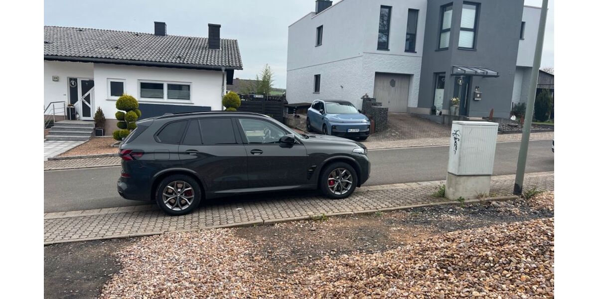 BMW X5 M60 39.500 km 84.900 &euro; Illingen 66557