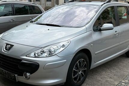 Peugeot 307 187.200 km 2.400 &euro; Saarbrücken - Burbach 66115
