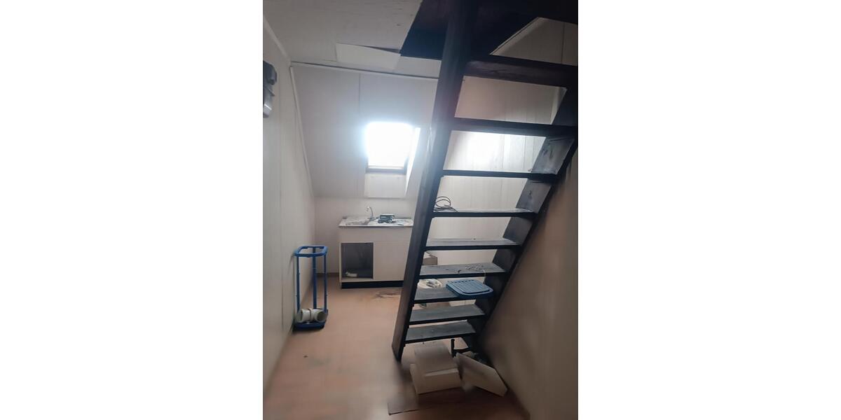 Etagenwohnung Neunkirchen - 4 Zimmer, 100 m&sup2;, 780&euro; | Angebot:25875523