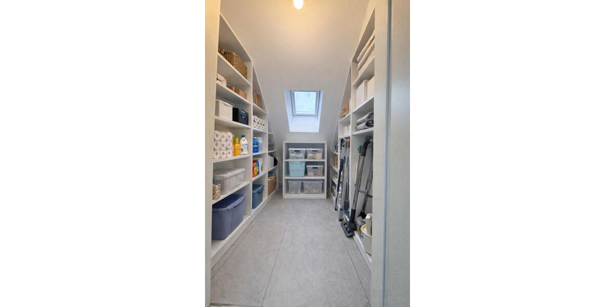 Dachgeschoßwohnung Sankt Ingbert - 2 Zimmer, 71 m&sup2;, 790&euro; | Angebot:25904967