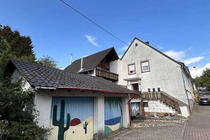 Haus Mandelbachtal / Ommersheim Ommersheim - 10 Zimmer, 317 m&sup2;, 219.000&euro; | Angebot:23619606