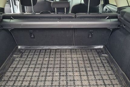 Ford Focus 131.800 km 9.700 &euro; Pirmasens 66953
