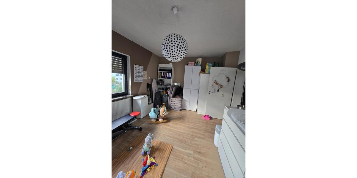 Etagenwohnung Homburg - 3 Zimmer, 83 m&sup2;, 899&euro; | Angebot:25960922