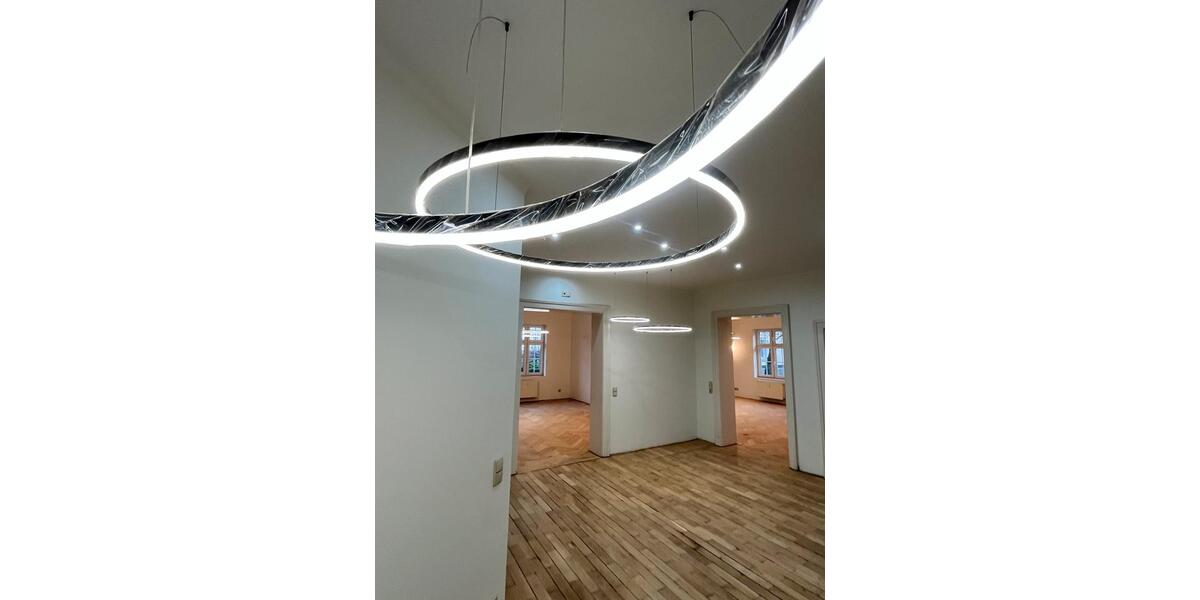 Etagenwohnung Neunkirchen - 5 Zimmer, 245 m&sup2;, 1.800&euro; | Angebot:25392092