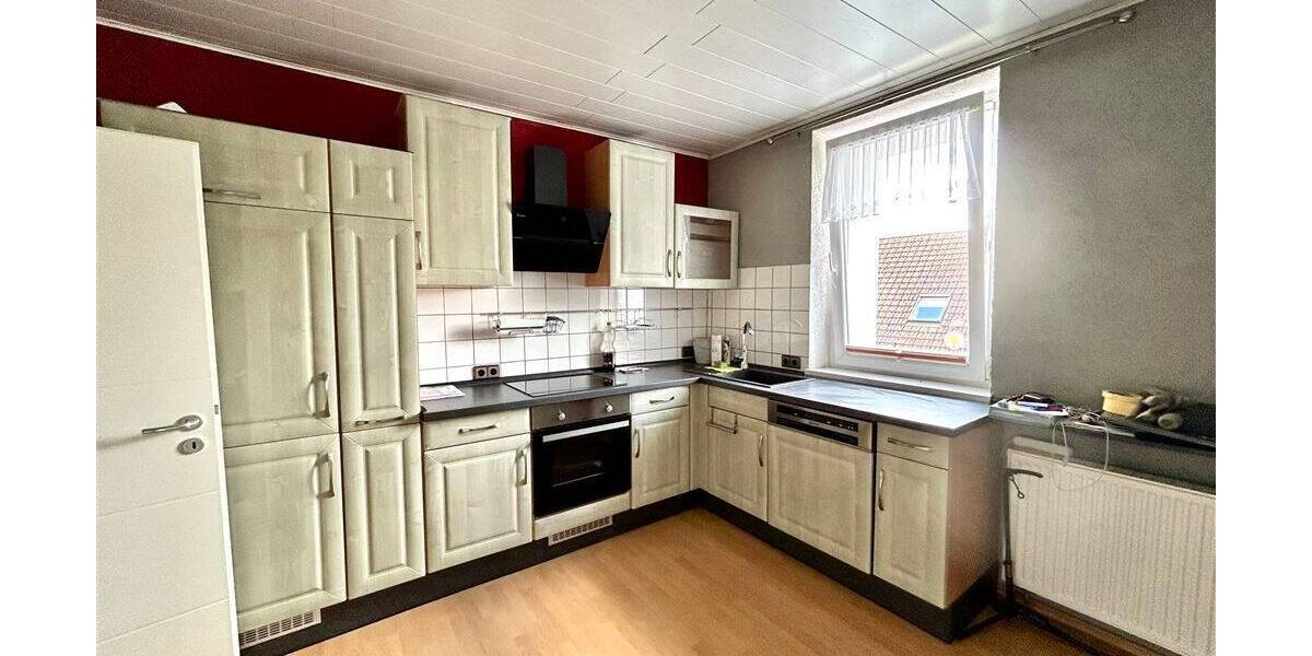 Mehrfamilienhaus, Wohnhaus Merchweiler Wemmetsweiler - 4 Zimmer, 100 m&sup2;, 193.000&euro; | Angebot:25701151