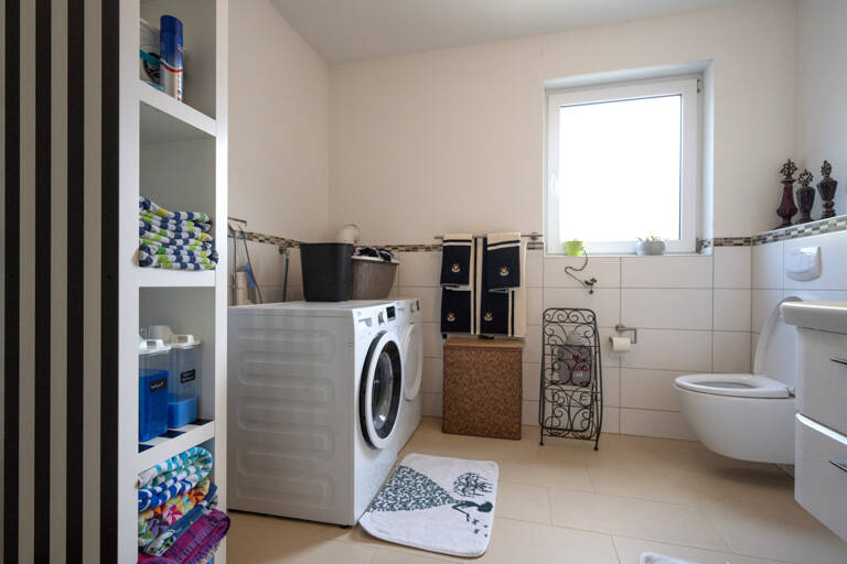 Einfamilienhaus Reichenbach-Steegen Reichenbach - 7 Zimmer, 242 m&sup2;, 559.000&euro; | Angebot:25690706