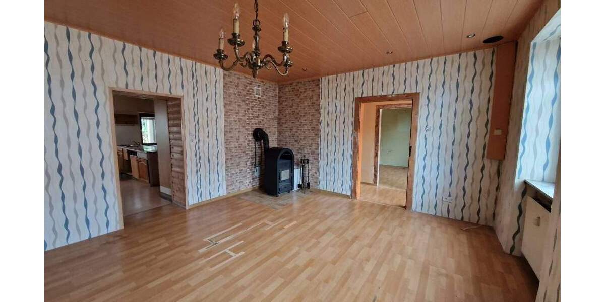 Einfamilienhaus Mandelbachtal Heckendalheim - 5 Zimmer, 130 m&sup2;, 127.000&euro; | Angebot:25730148