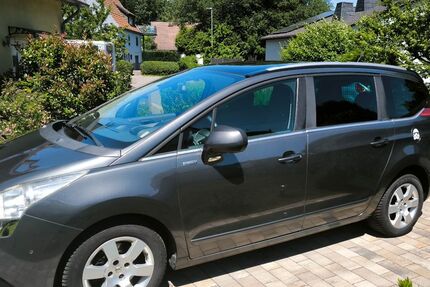Peugeot 5008 176.900 km 6.000 &euro; Friedrichsthal 66299
