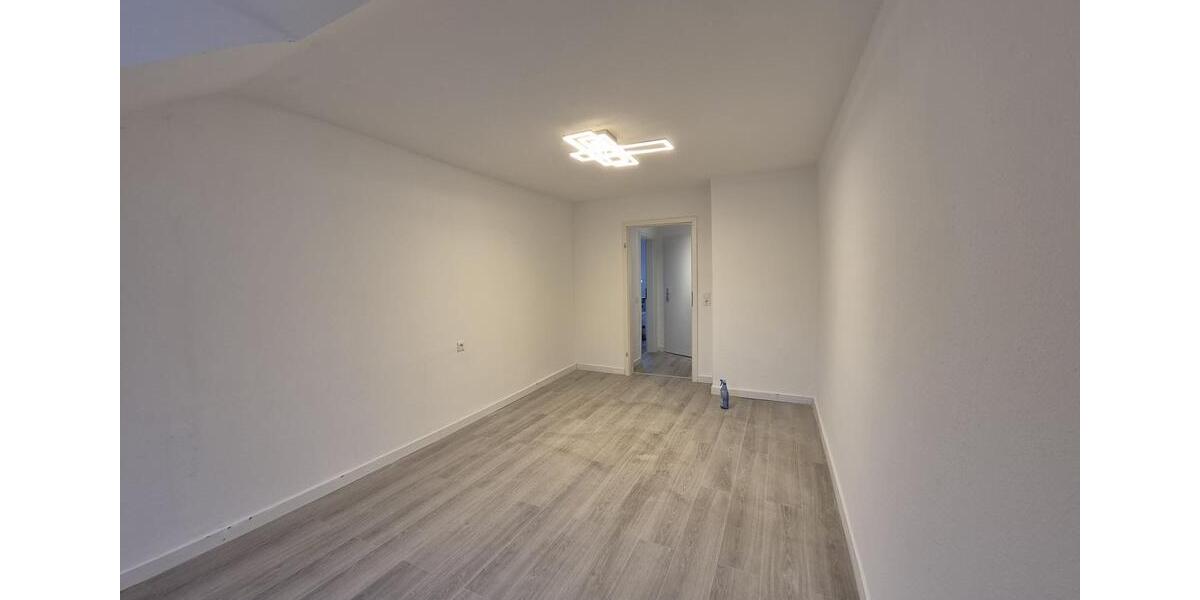 Dachgeschoßwohnung Neunkirchen - 2 Zimmer, 55 m&sup2;, 600&euro; | Angebot:25948554