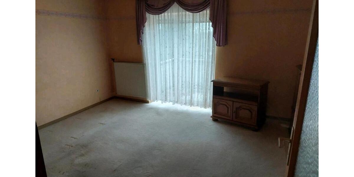 Dachgeschoßwohnung Zweibrücken - 3 Zimmer, 77 m&sup2;, 500&euro; | Angebot:25907896