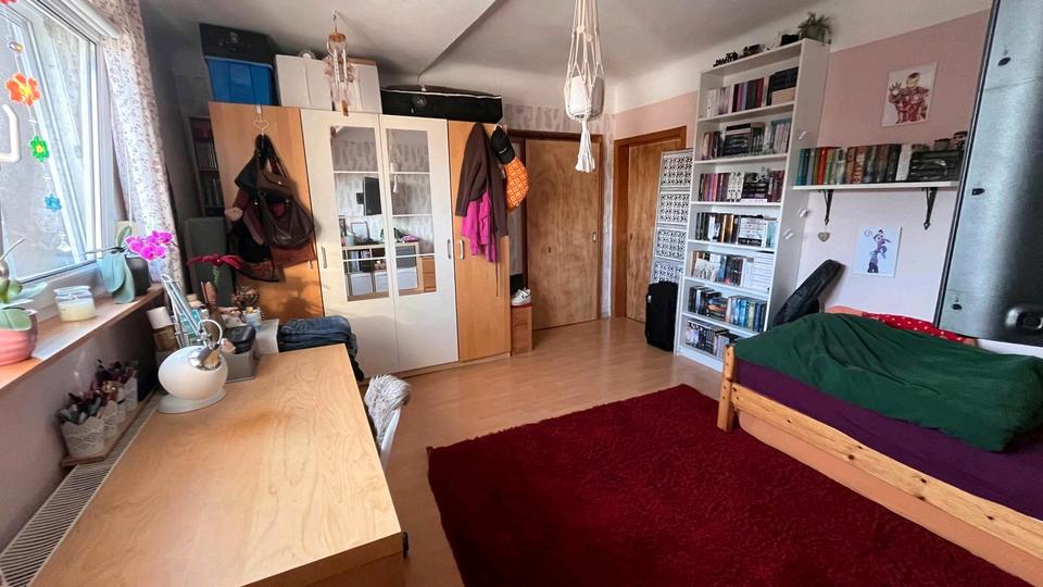 Reihenhaus Quierschied - 9 Zimmer, 190 m&sup2;, 295.000&euro; | Angebot:25870436