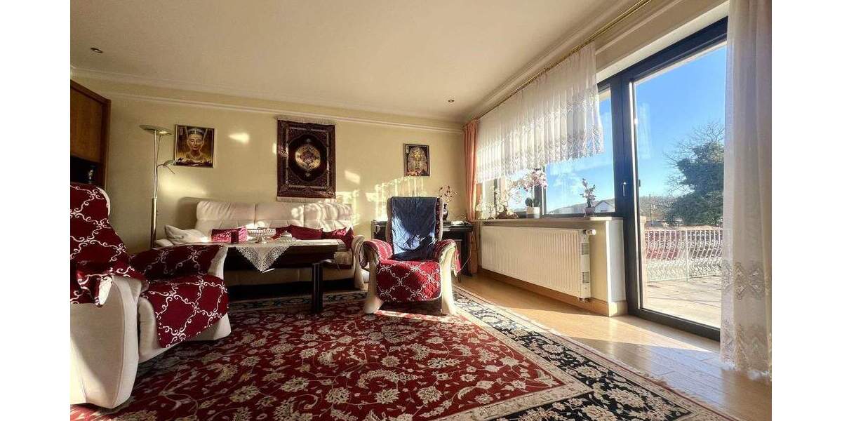 Einfamilienhaus Neunkirchen Innenstadt - 6 Zimmer, 210 m&sup2;, 395.000&euro; | Angebot:25755189