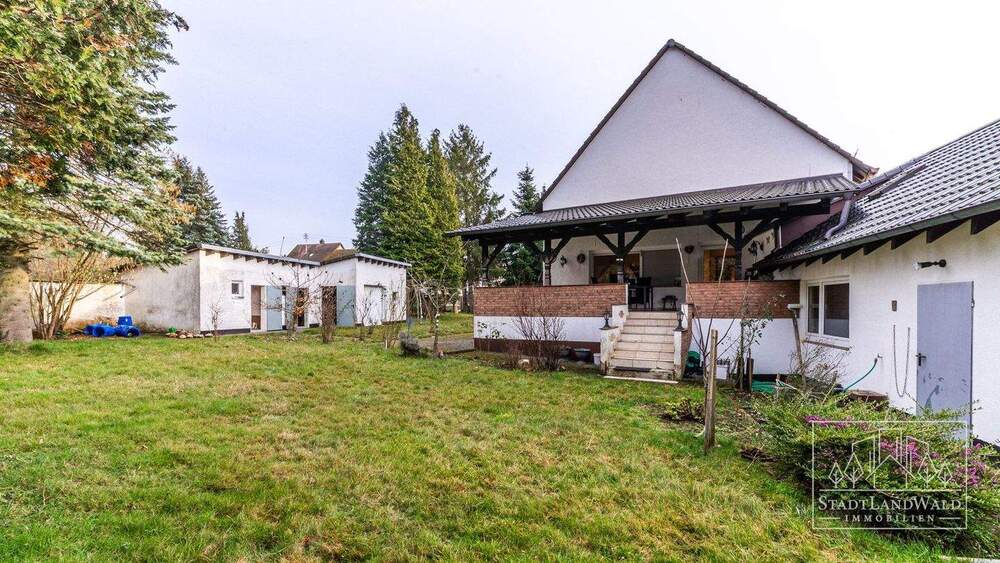 Einfamilienhaus Schweix - 9 Zimmer, 222 m&sup2;, 269.750&euro; | Angebot:25798626