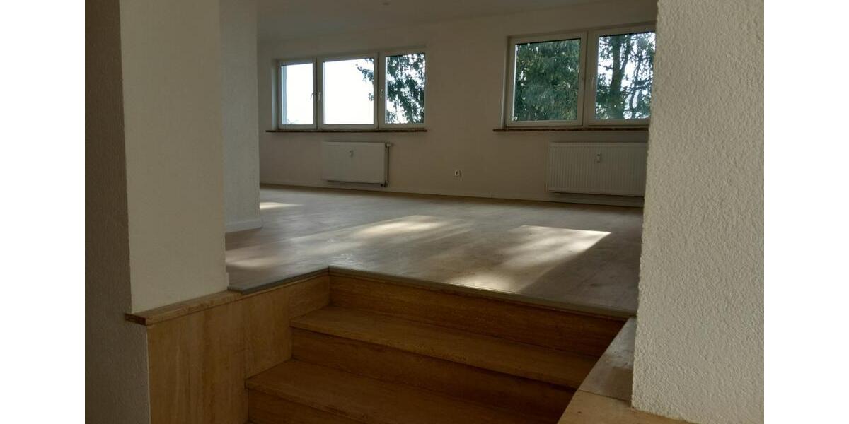 Etagenwohnung Sulzbach (Saar) - 2 Zimmer, 85 m&sup2;, 824&euro; | Angebot:25098149