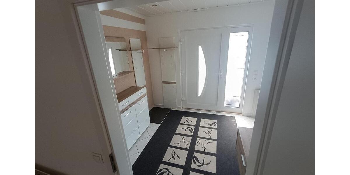 Mehrfamilienhaus, Wohnhaus Höheinöd - 7.5 Zimmer, 263 m&sup2;, 430.000&euro; | Angebot:24292423