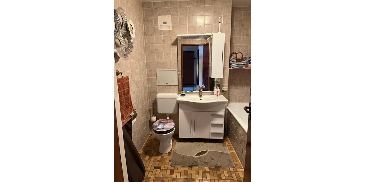 Etagenwohnung Saarbrücken Malstatt - 2.5 Zimmer, 83 m&sup2;, 675&euro; | Angebot:26032047