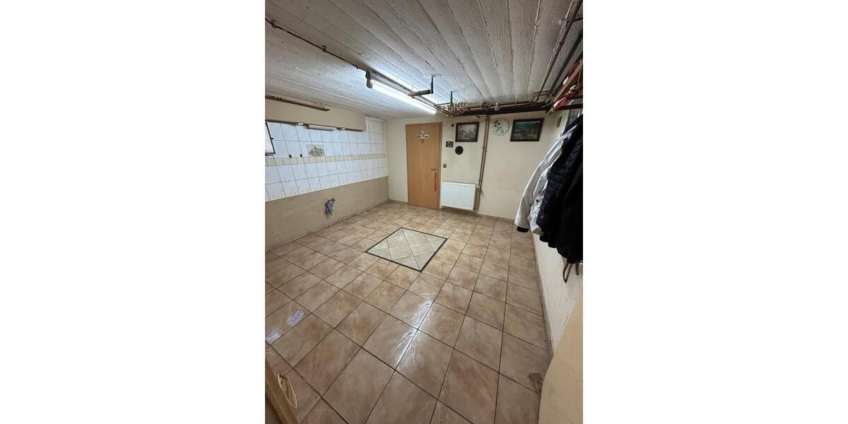 Bungalow Neunkirchen - 9 Zimmer, 248 m&sup2;, 299.000&euro; | Angebot:26233625