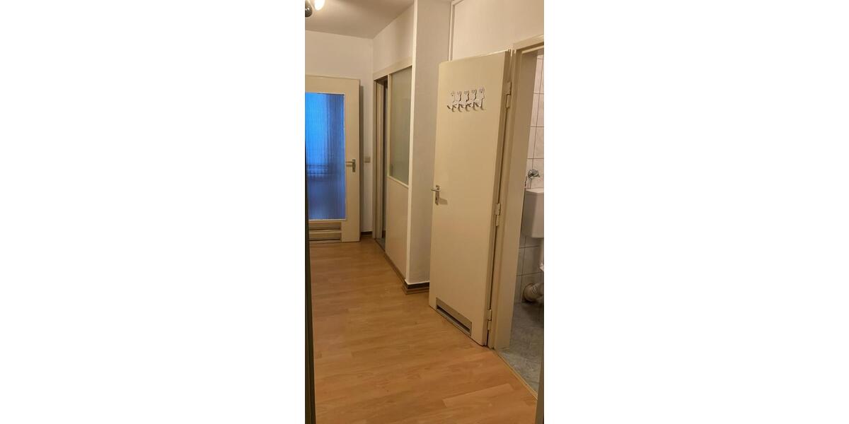 Etagenwohnung Saarbrücken Eschberg - 1 Zimmer, 33 m&sup2;, 79.000&euro; | Angebot:26114397