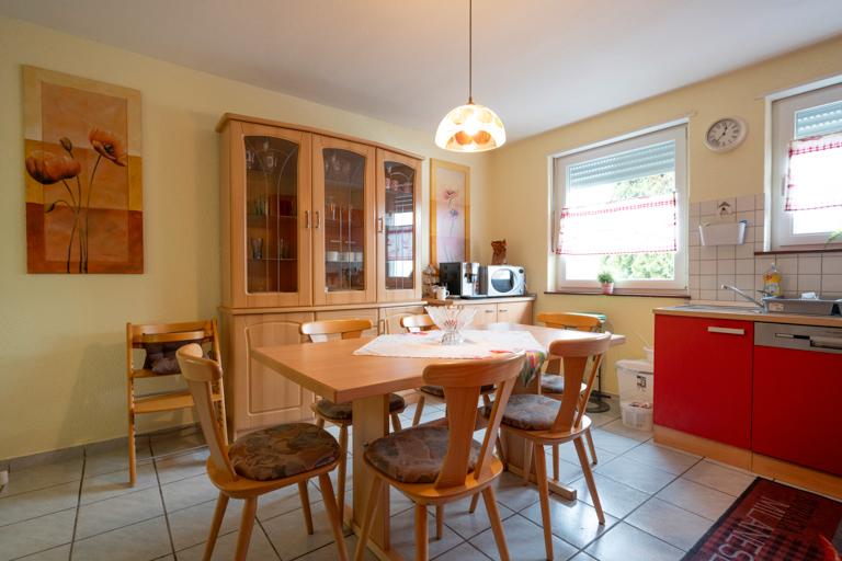 Etagenwohnung Steinwenden - 3 Zimmer, 80 m&sup2;, 1.250&euro; | Angebot:24845446