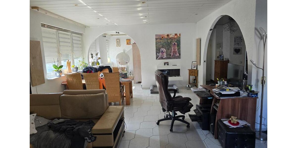 Etagenwohnung Saarbrücken Brebach-Fechingen - 8 Zimmer, 285 m&sup2;, 395.000&euro; | Angebot:26050619