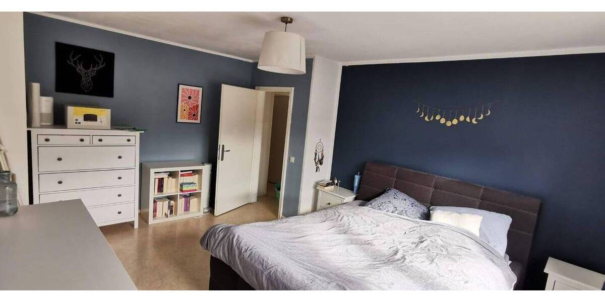Etagenwohnung Saarbrücken St Johann - 3 Zimmer, 97 m&sup2;, 980&euro; | Angebot:26891885