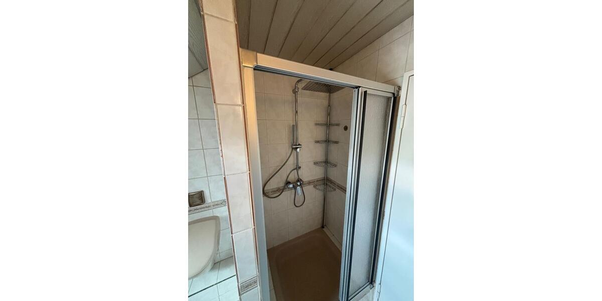 Etagenwohnung Saarbrücken Brebach-Fechingen - 4 Zimmer, 90 m&sup2;, 1.050&euro; | Angebot:25645672