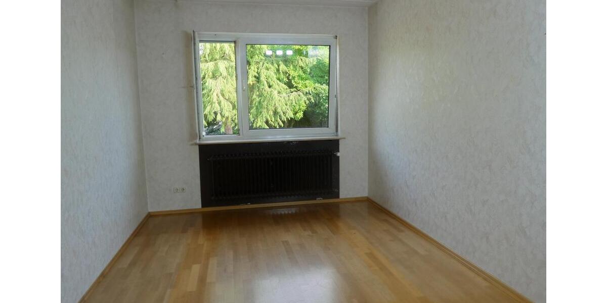 Reihenhaus Saarbrücken Brebach-Fechingen - 6 Zimmer, 195 m&sup2;, 348.000&euro; | Angebot:27166522