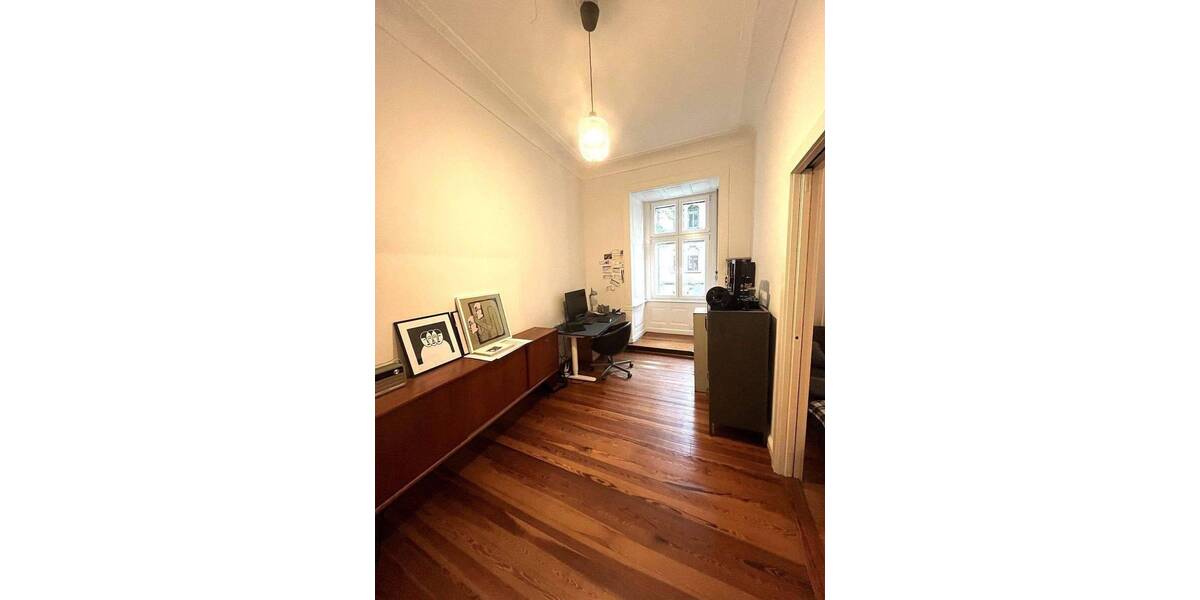 Etagenwohnung Saarbrücken Alt-Saarbrücken - 5 Zimmer, 156 m&sup2;, 1.300&euro; | Angebot:26908571