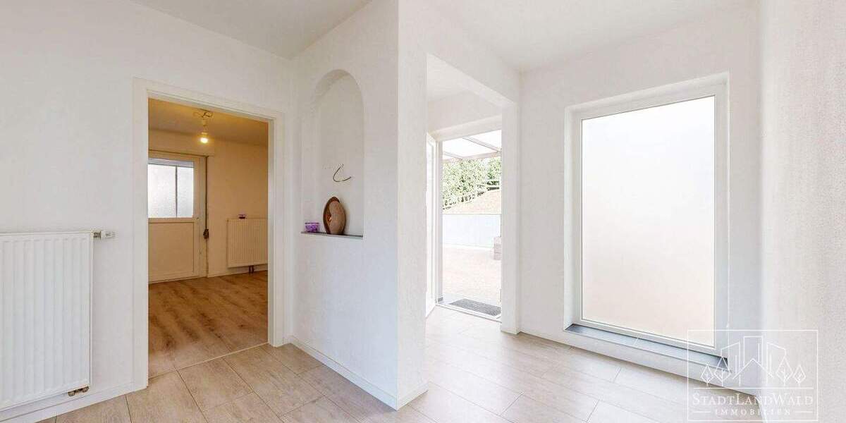 Einfamilienhaus Rodalben - 9 Zimmer, 150 m&sup2;, 359.000&euro; | Angebot:25678918