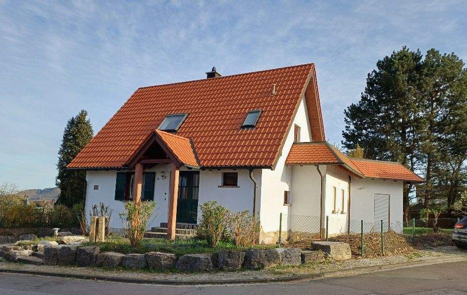Einfamilienhaus Sankt Ingbert St. Ingbert - 6 Zimmer, 180 m&sup2;, 645.000&euro; | Angebot:26258490