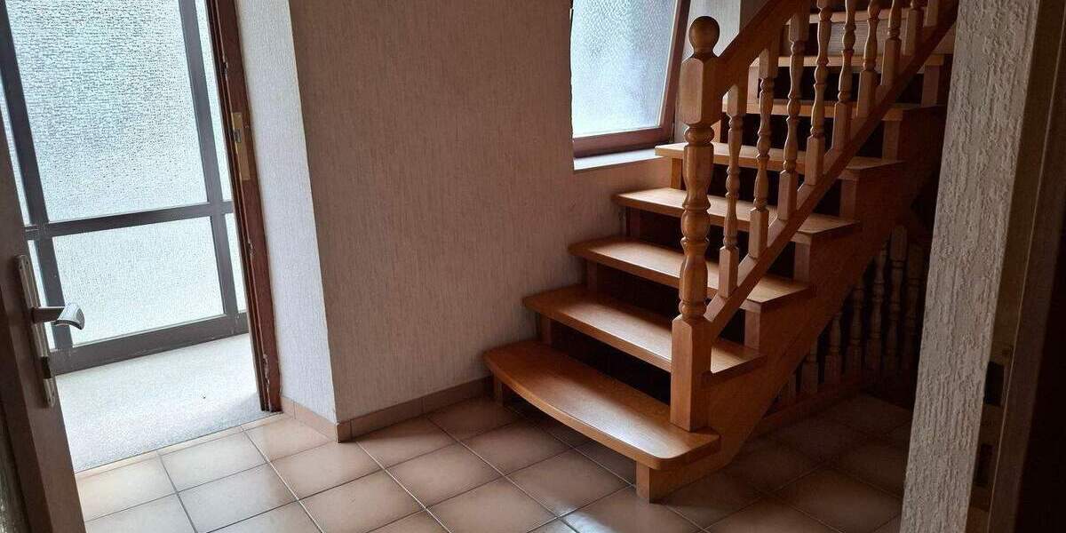 Einfamilienhaus Waldfischbach-Burgalben Burgalben - 6 Zimmer, 215.000&euro; | Angebot:25819100